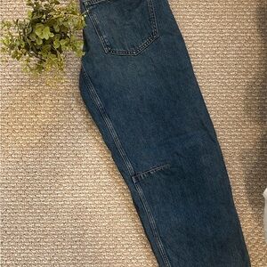 NWOT MADEWELL darted barrel leg Jean